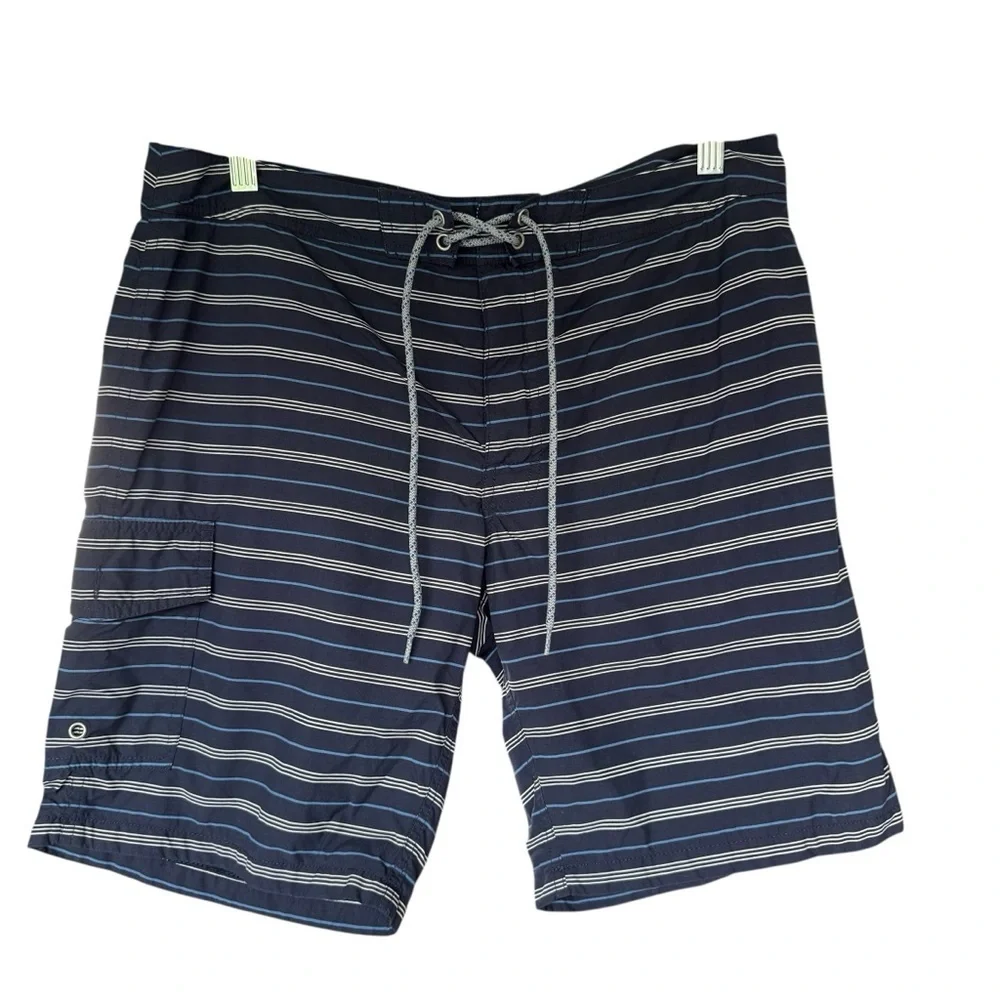J. Crew Men's Navy Blue with White Stripe Swim Shorts Trunks Size 32 Inseam 9 In